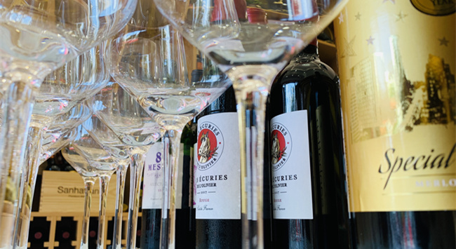 開紅酒專賣店怎么選一個好位置 開紅酒專賣店怎么選一個好位置